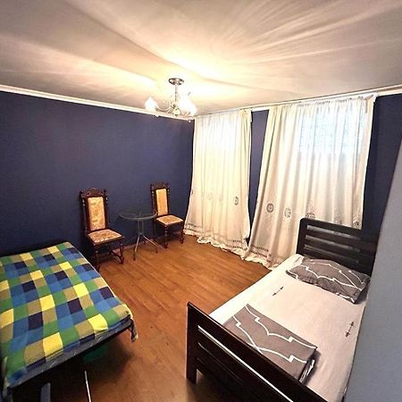 Booboo Flat In Italian Yard Apartment Tbilisi Bagian luar foto