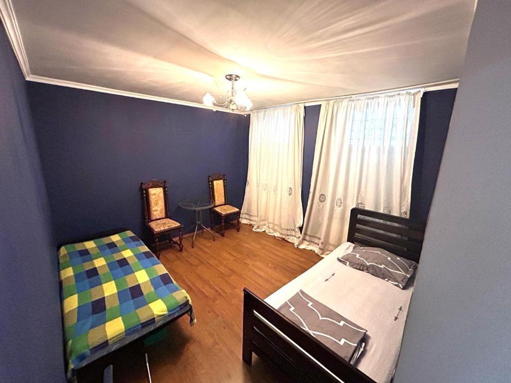 Booboo Flat In Italian Yard Apartment Tbilisi Bagian luar foto